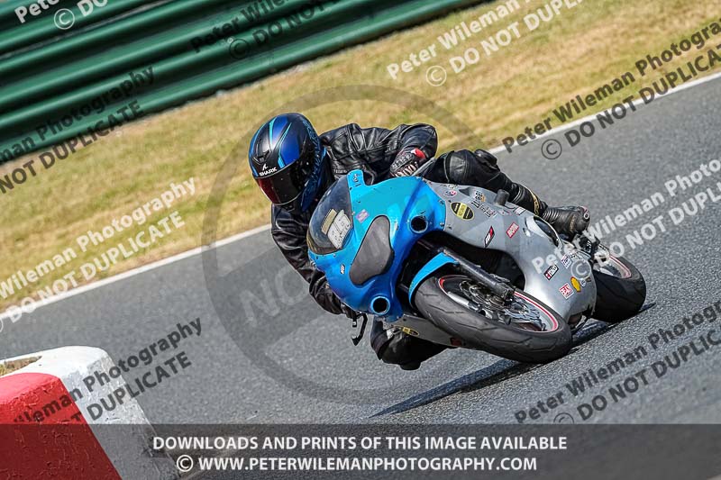 enduro digital images;event digital images;eventdigitalimages;mallory park;mallory park photographs;mallory park trackday;mallory park trackday photographs;no limits trackdays;peter wileman photography;racing digital images;trackday digital images;trackday photos